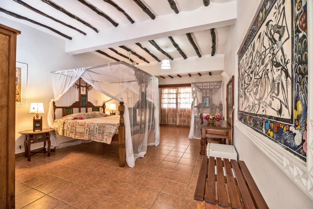 Jacaranda Beach Resort ワタム エクステリア 写真