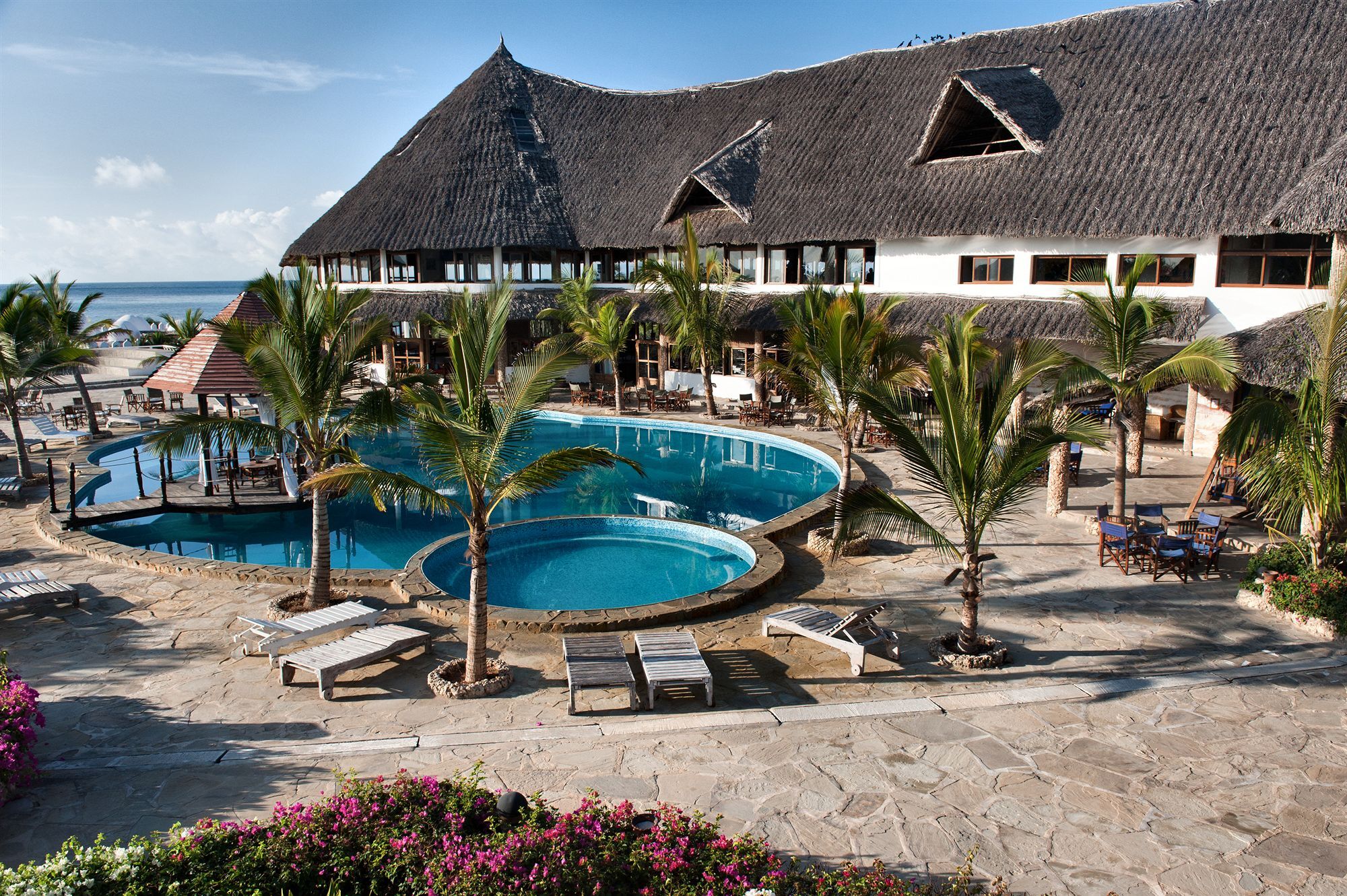 Jacaranda Beach Resort ワタム エクステリア 写真